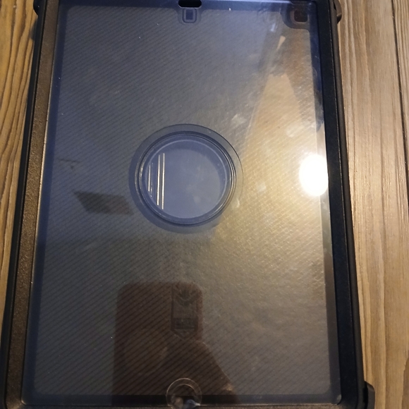 Otterbox for ipad, great condition - Picture 2 of 10